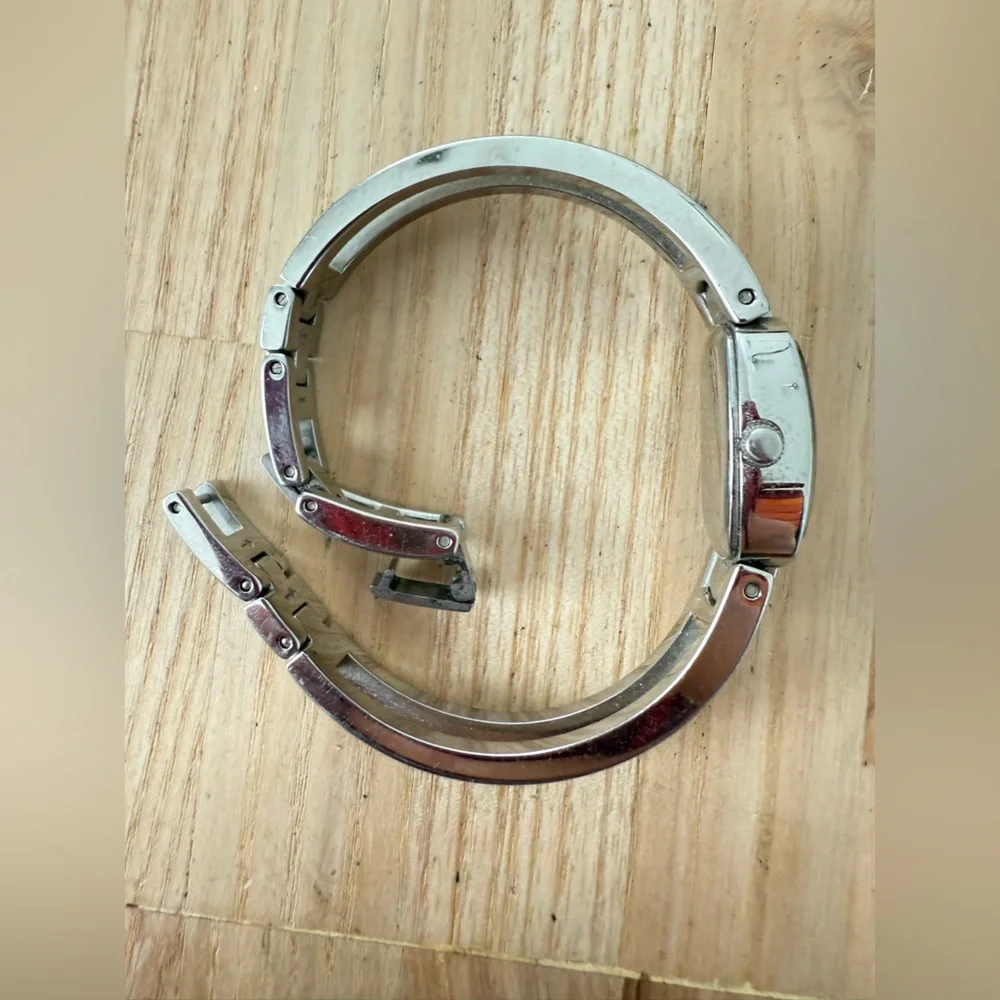 Fossil brand f2